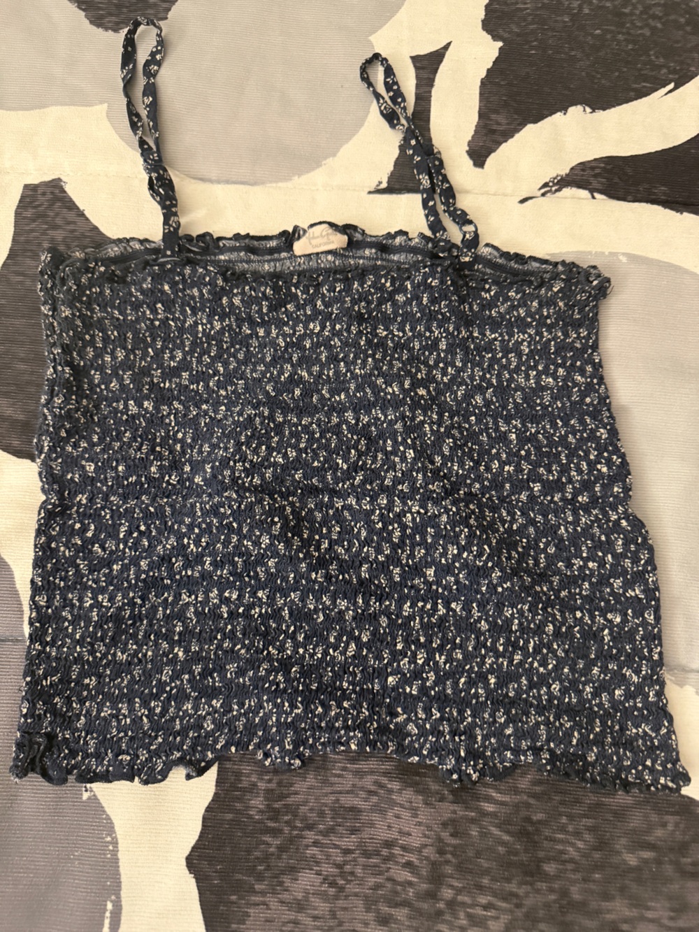 Blue floral top
